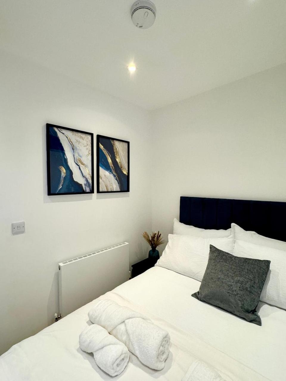 Luxury 2 Bedroom Apartment In Central Croydon With Free Parking Exterior foto